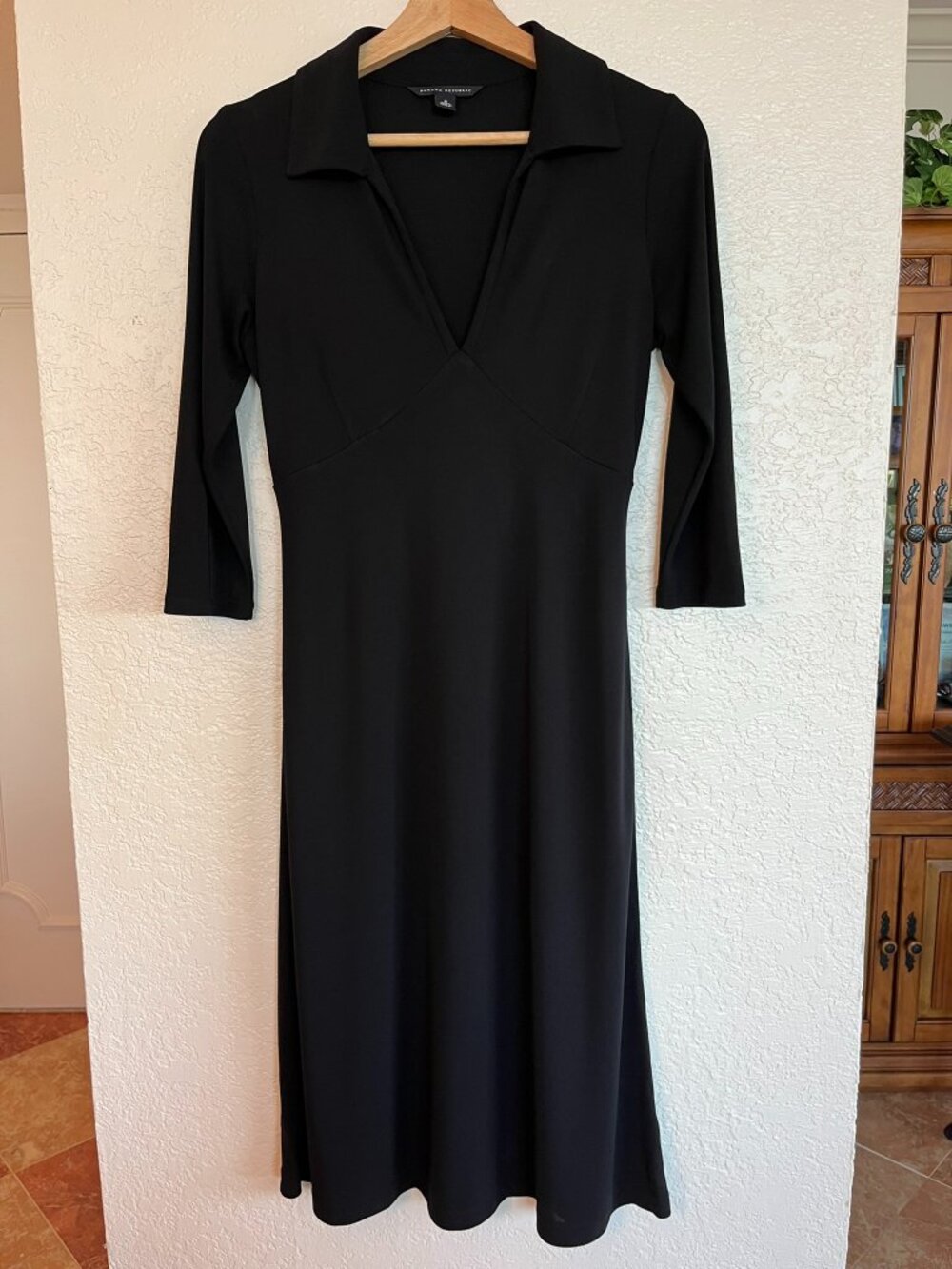 Banana Republic Black Collared V-Neck 3/4 Sleeve Dress, Size S